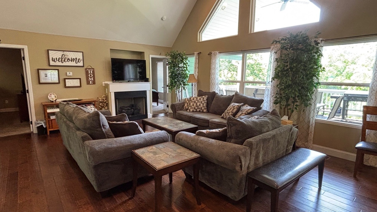 Photo of Livingroom in La Follette
