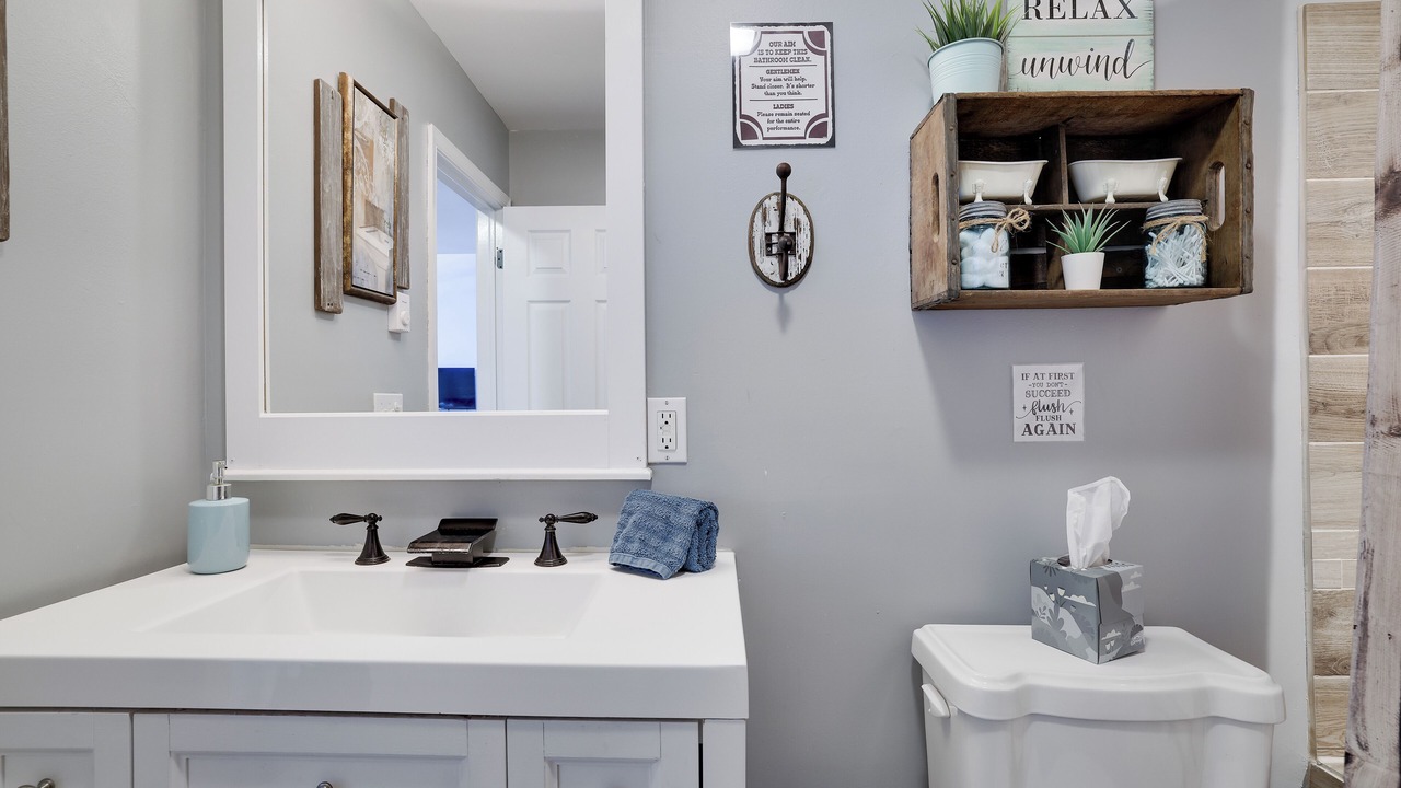 Photo of Bathroom in Henryville