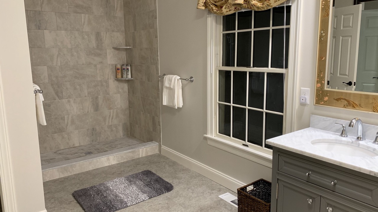 Photo of Bathroom in Warwick