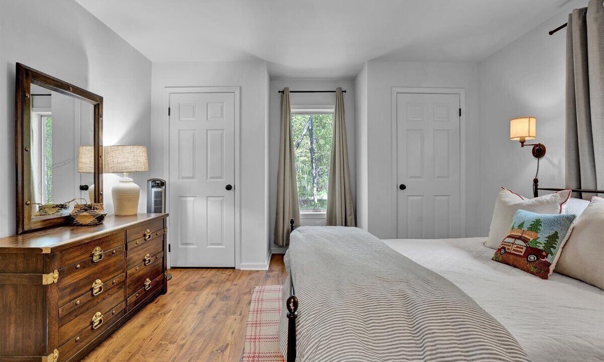 Photo of Bedroom in Pocono Lake