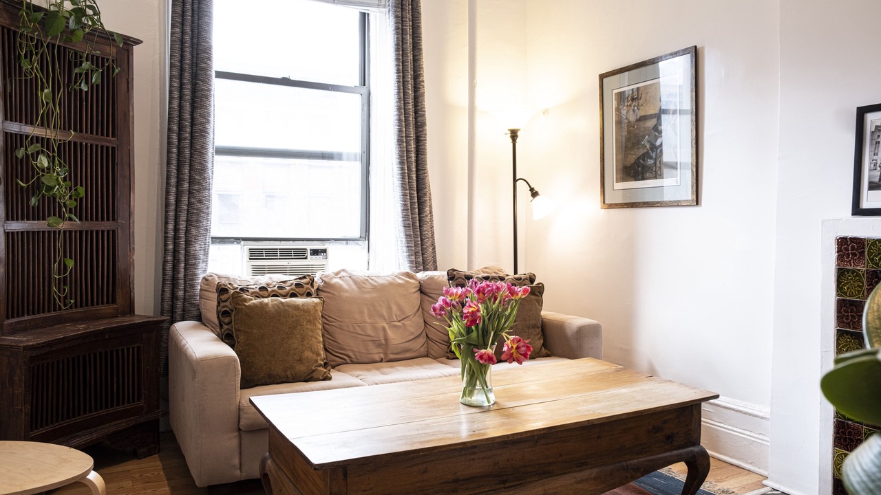 Photo of Livingroom in Central Park West