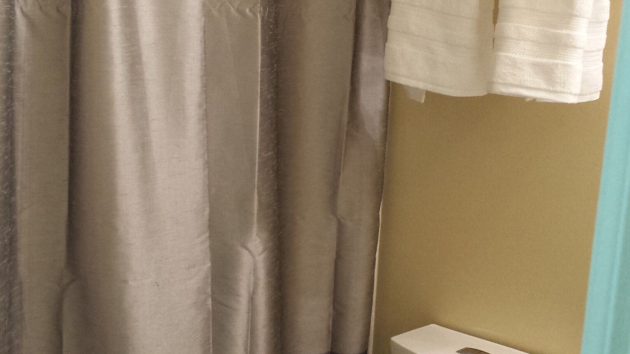 Photo of Bathroom in Allegheny-West
