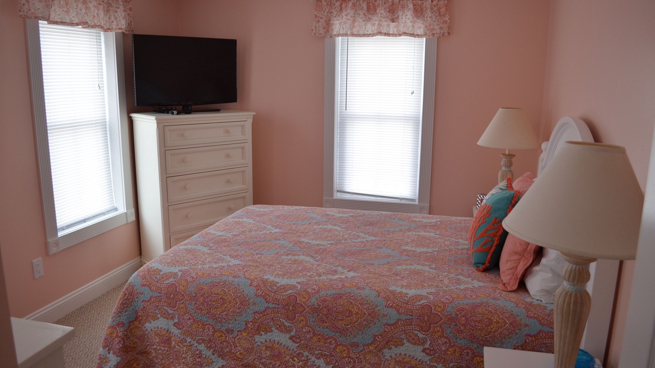 Photo of Bedroom in Beach Haven