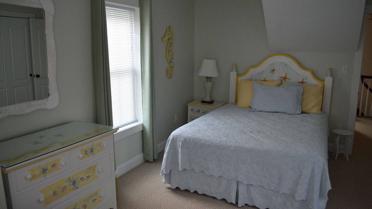 Photo of Bedroom in Beach Haven
