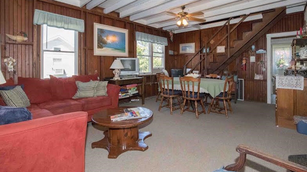 Photo of Livingroom in Cape May Point