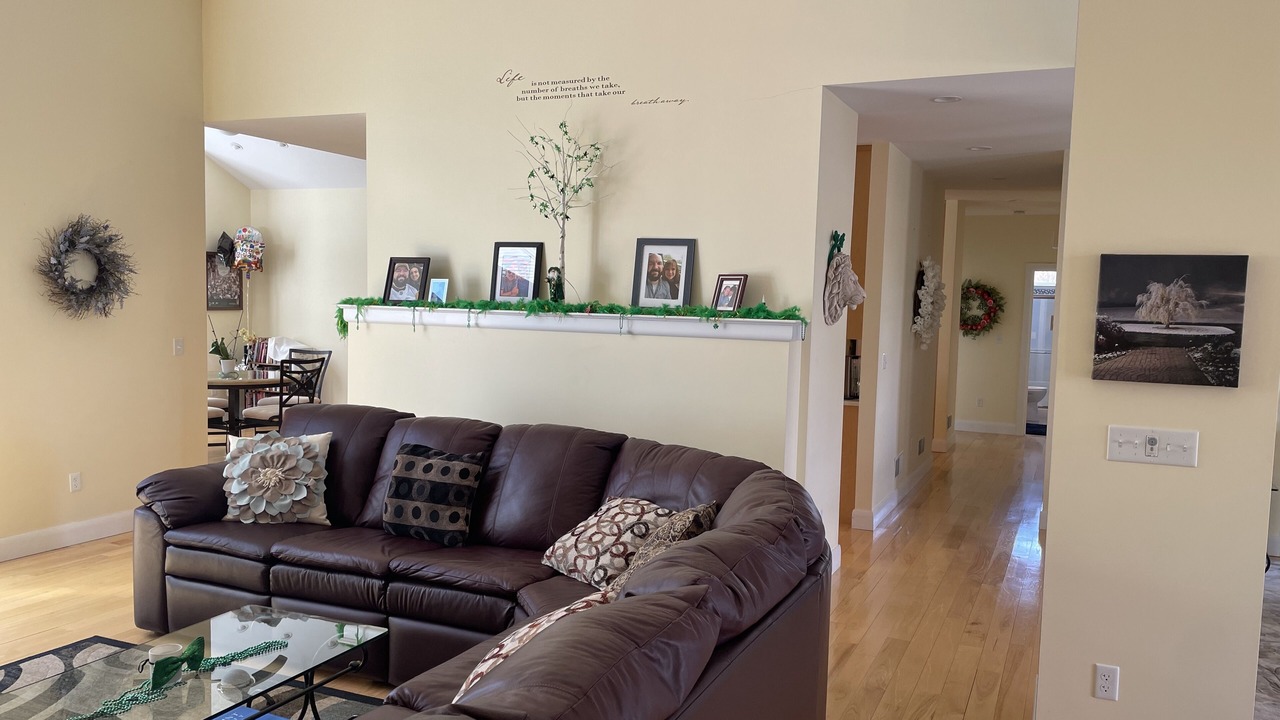 Photo of Livingroom in Boalsburg