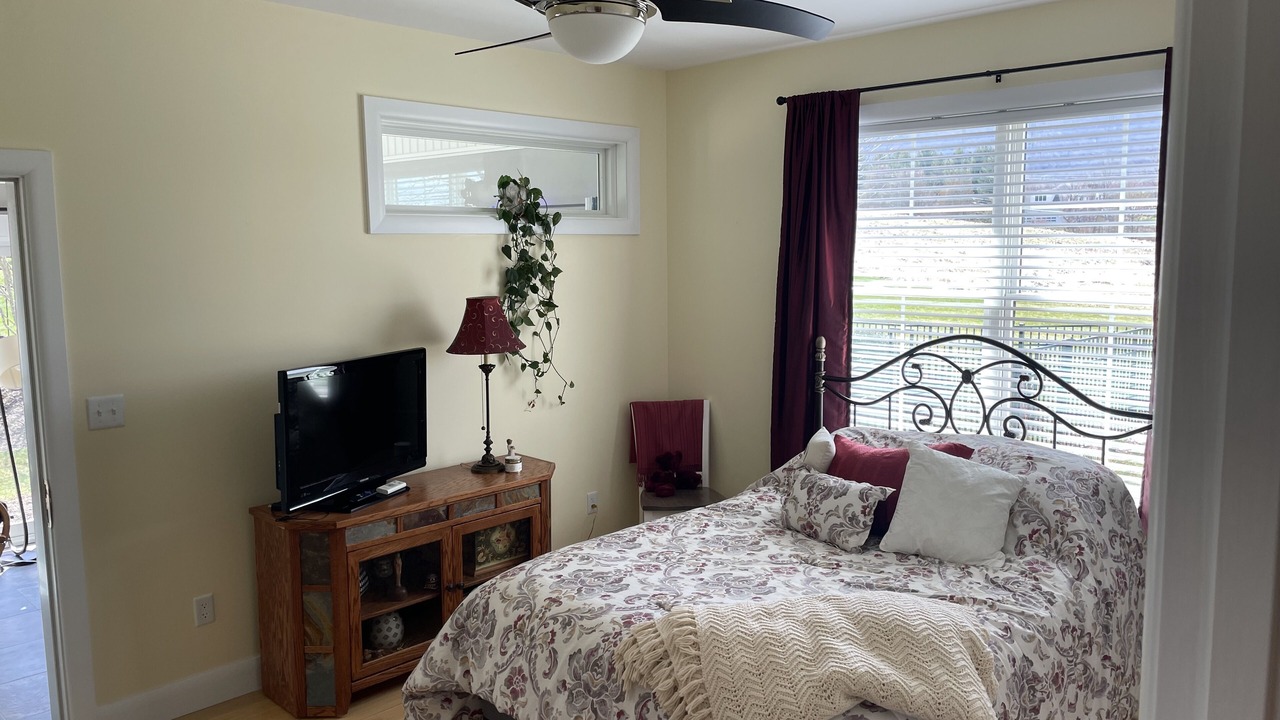 Photo of Bedroom in Boalsburg