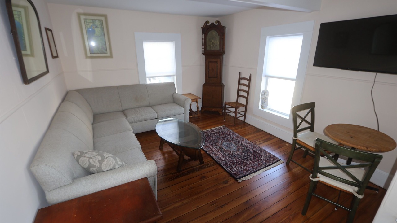 Photo of Livingroom in Beach Haven