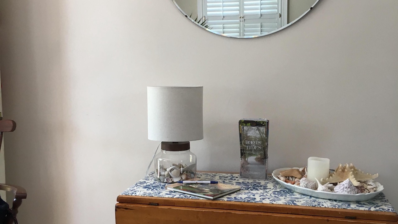 Photo of Livingroom in Cape Saint Claire