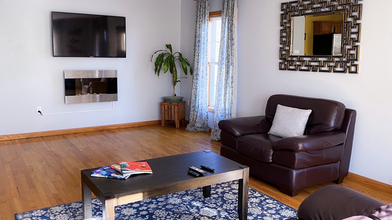 Photo of Livingroom in Paterson