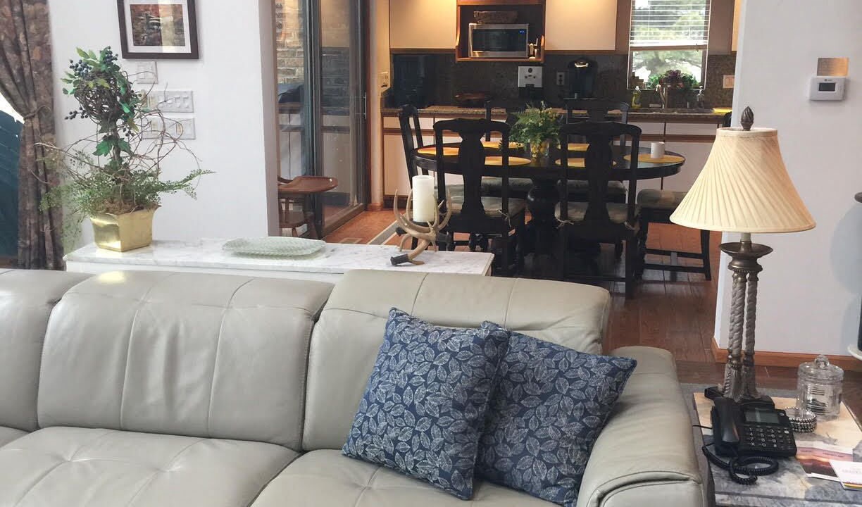 Photo of Livingroom in Farmington
