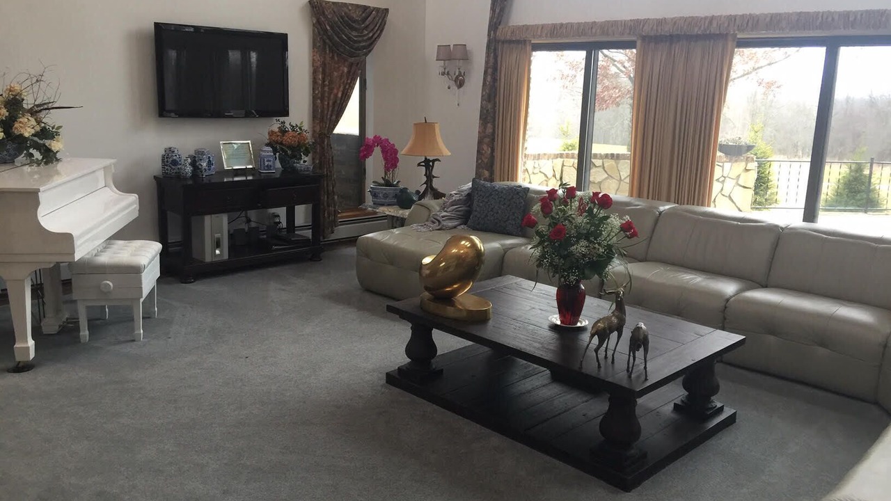Photo of Livingroom in Farmington
