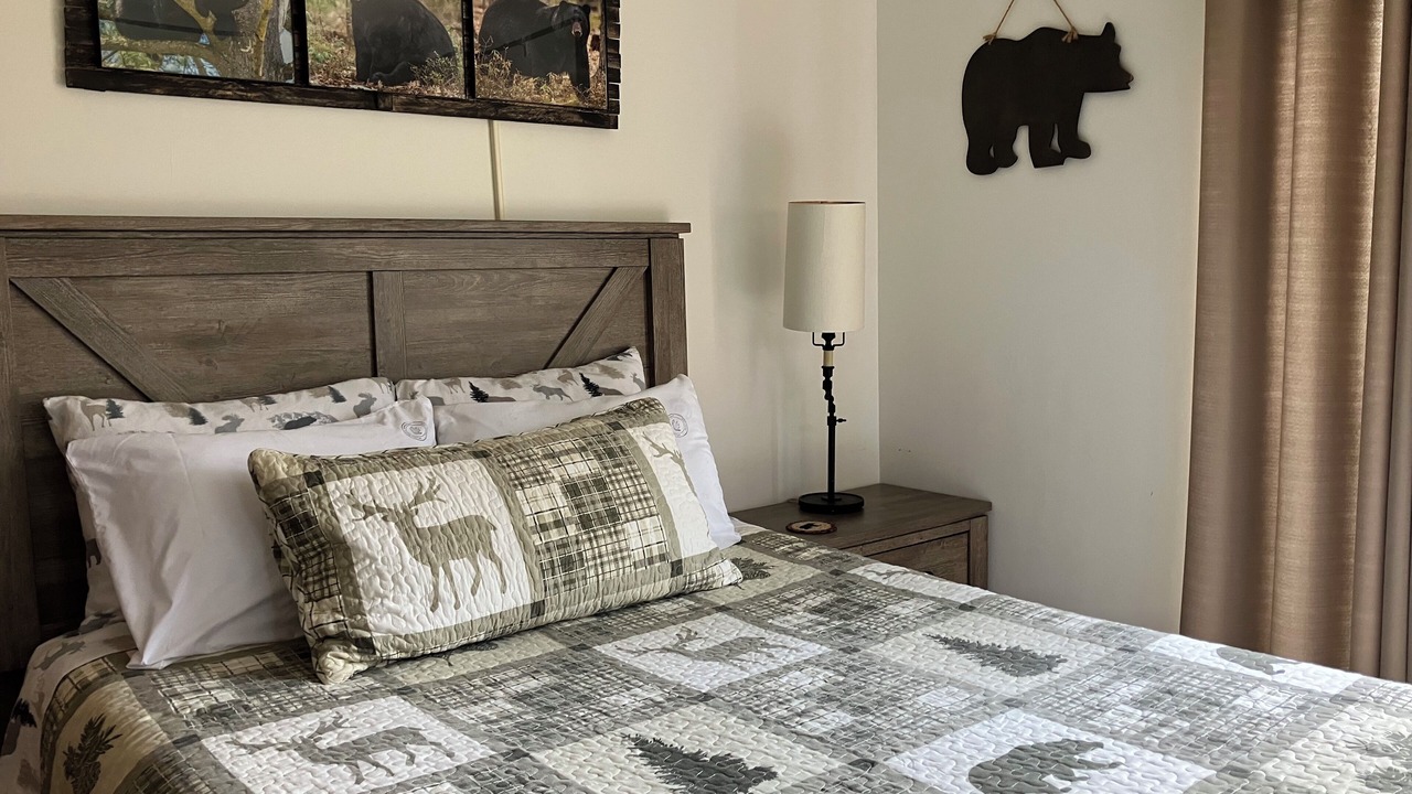 Photo of Bedroom in Canadensis