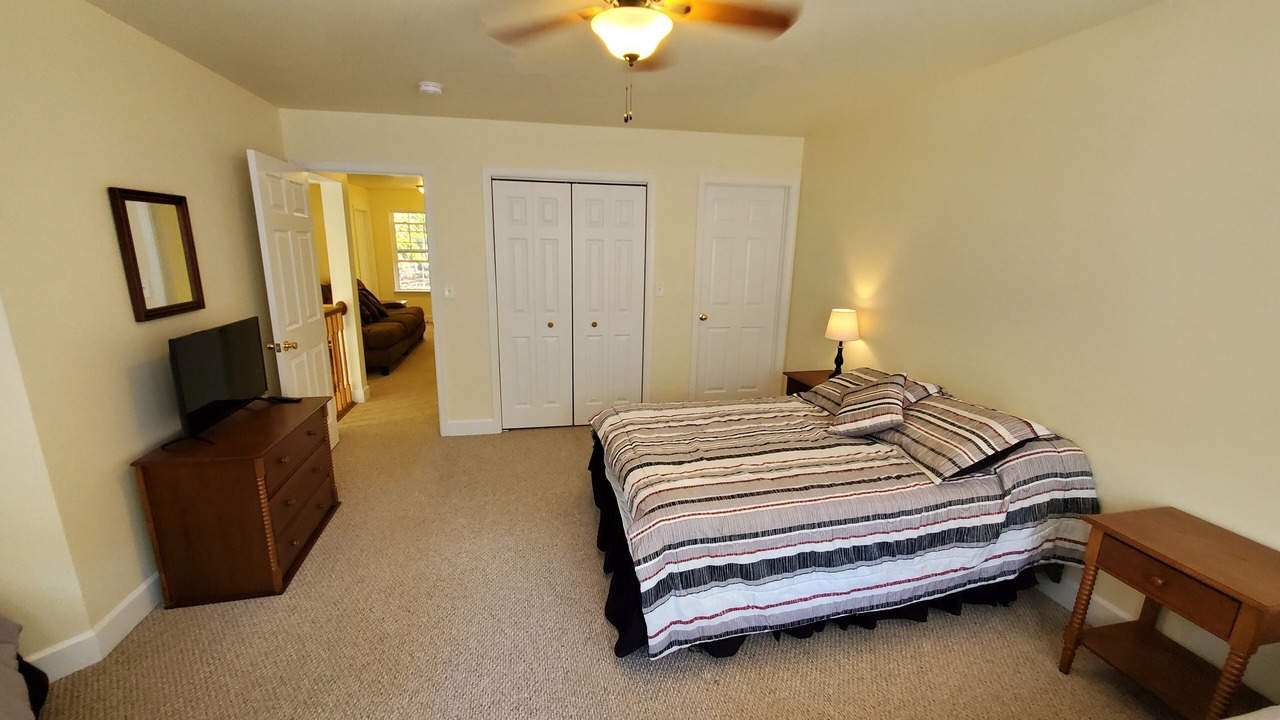 Photo of Bedroom in Rowland