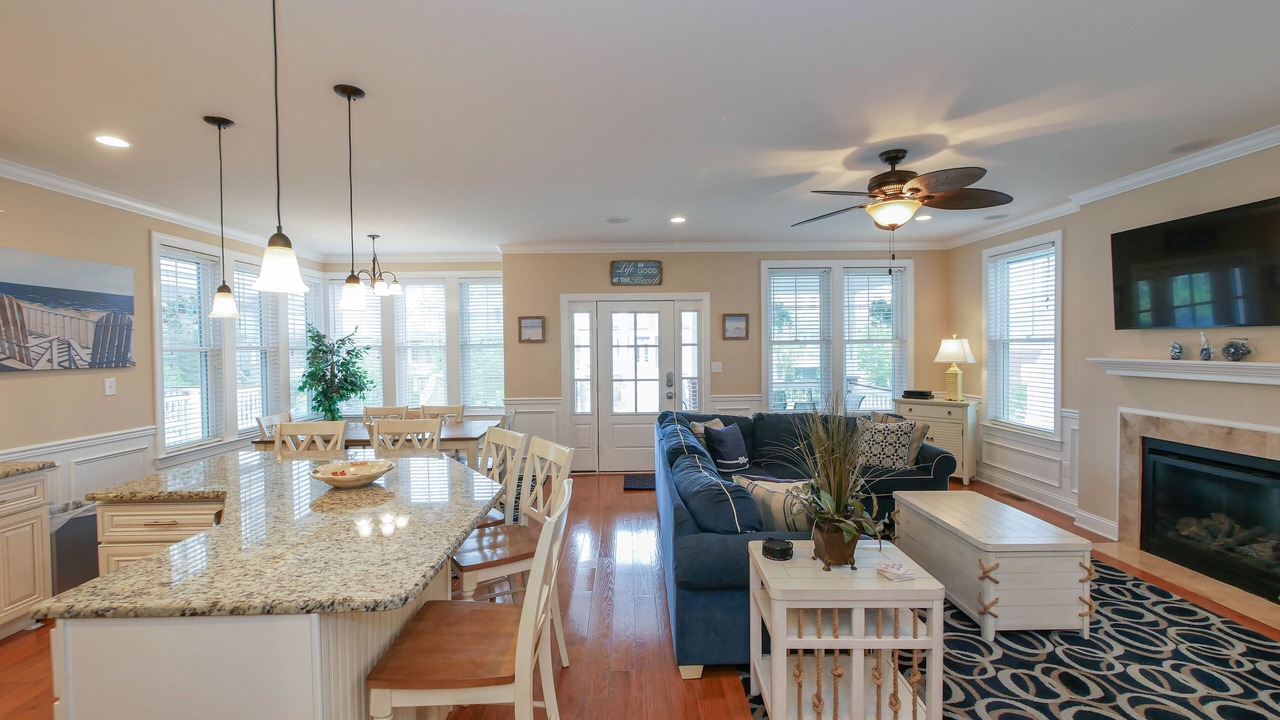 Photo of Livingroom in North End