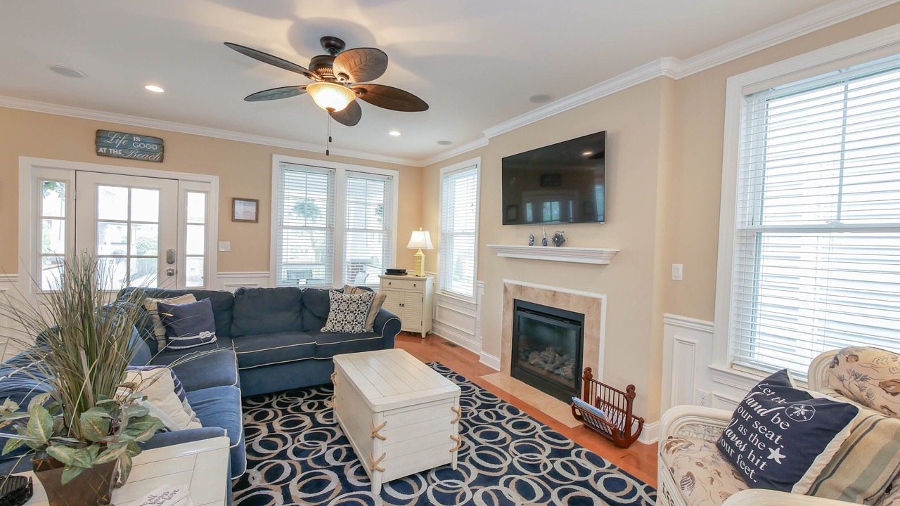 Photo of Livingroom in North End