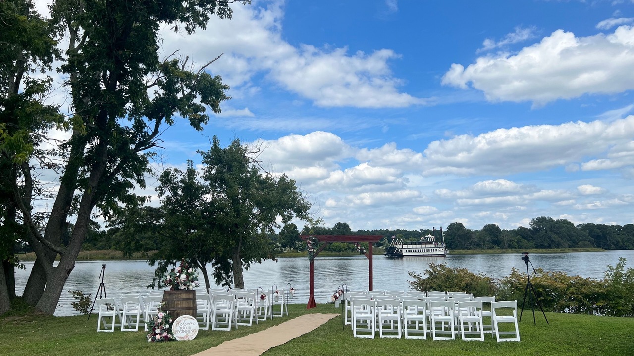 Photo of Outdoor in Secretary