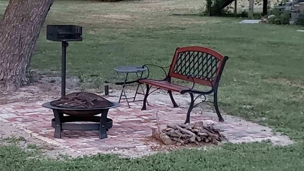 Photo of Outdoor in Secretary