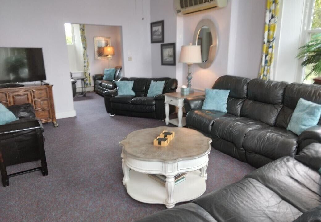 Photo of Livingroom in Marblehead