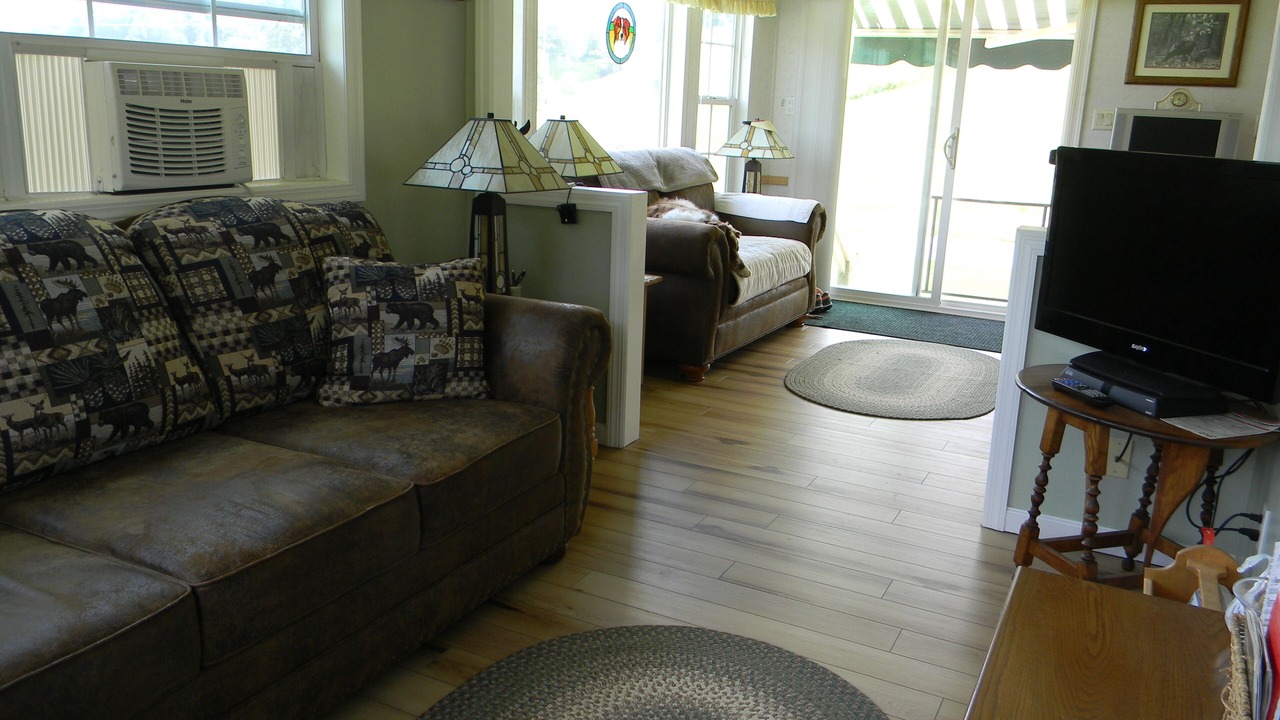 Photo of Livingroom in Aurora