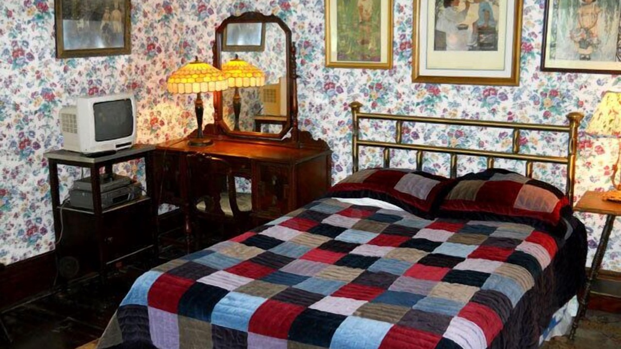 Photo of Bedroom in Chalk Hill