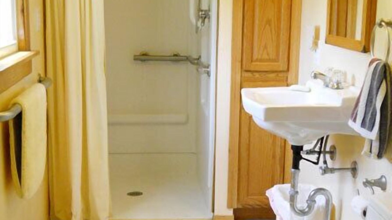 Photo of Bathroom in Chalk Hill
