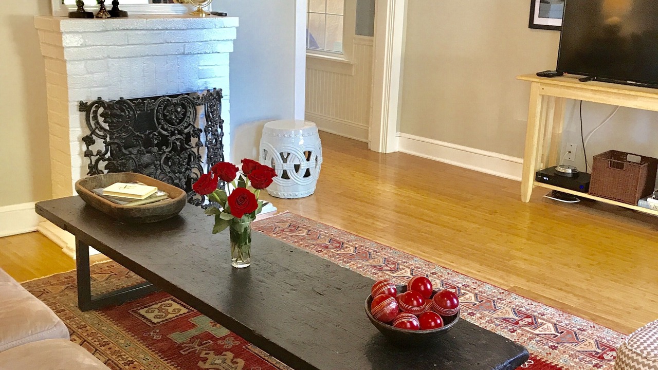 Photo of Livingroom in Historic District