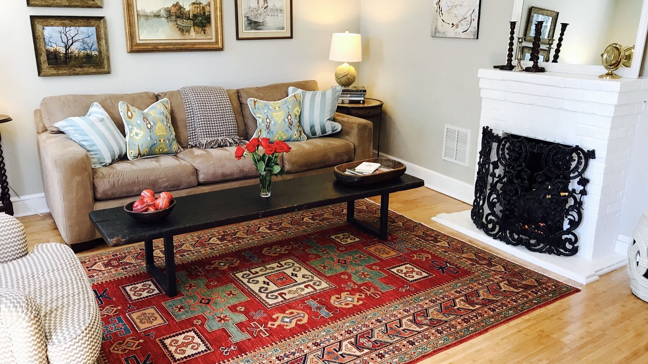 Photo of Livingroom in Historic District