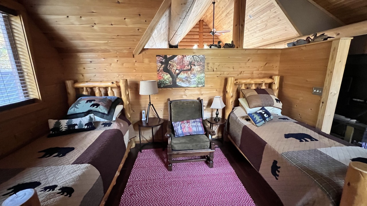 Photo of Bedroom in South Fork