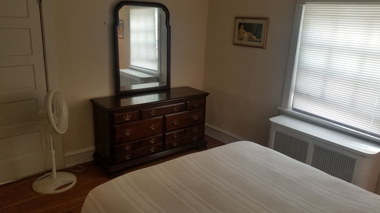 Photo of Bedroom in Pitman