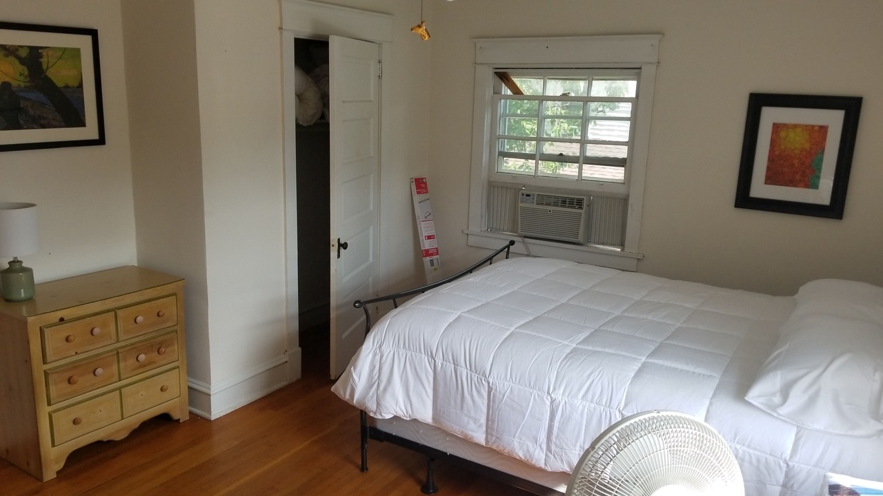 Photo of Bedroom in Pitman