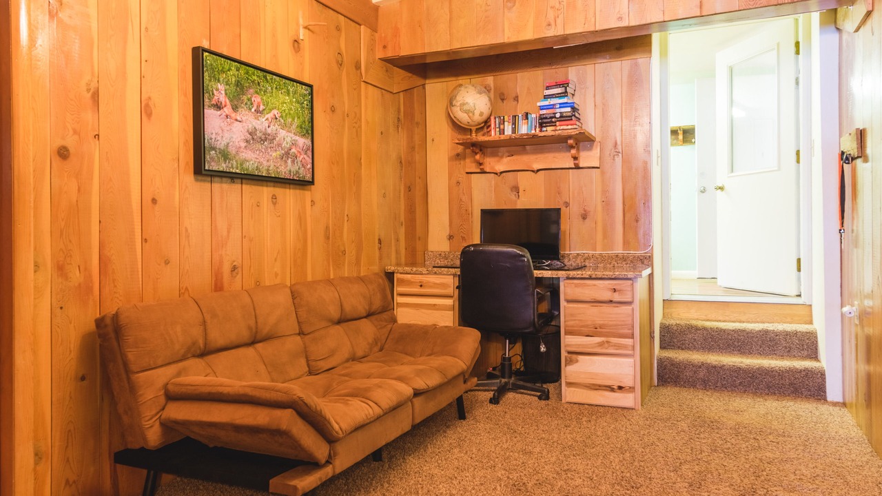 Photo of Bedroom in Island Park