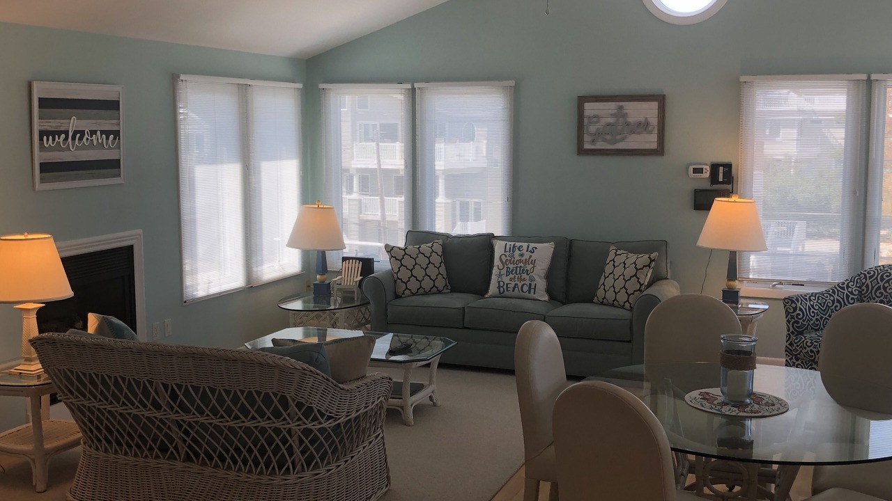 Photo of Livingroom in Harvey Cedars