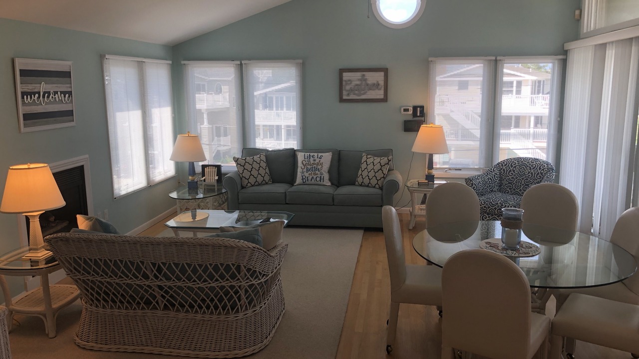 Photo of Livingroom in Harvey Cedars