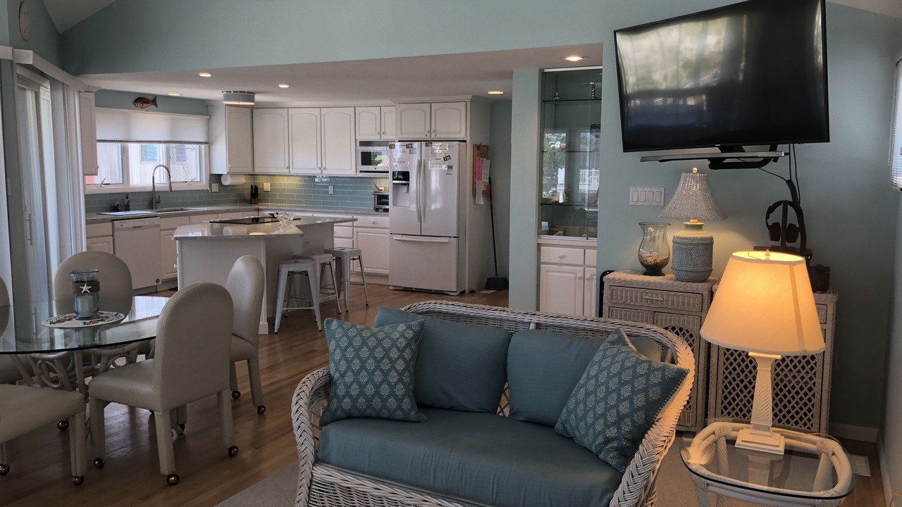 Photo of Livingroom in Harvey Cedars