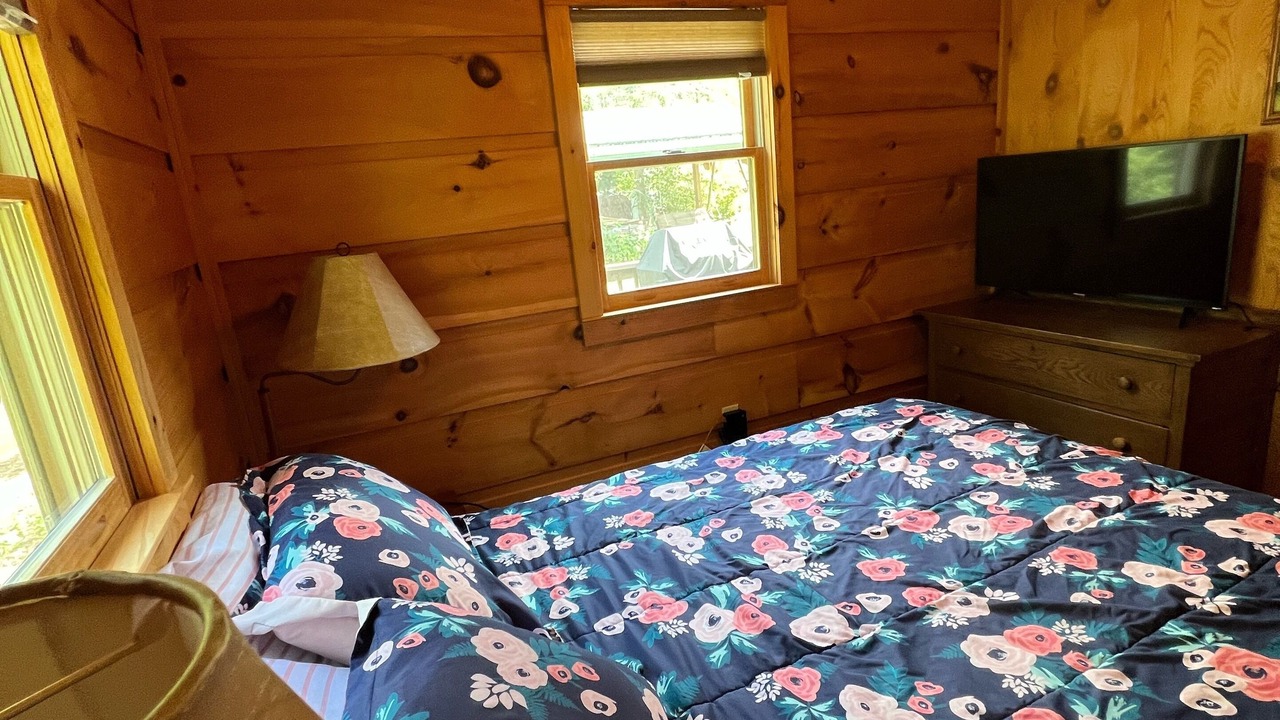 Photo of Bedroom in Nebo