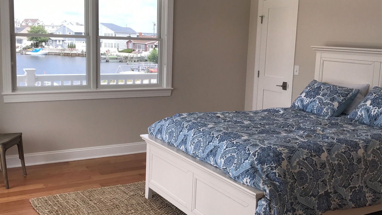 Photo of Bedroom in Dover Beaches North