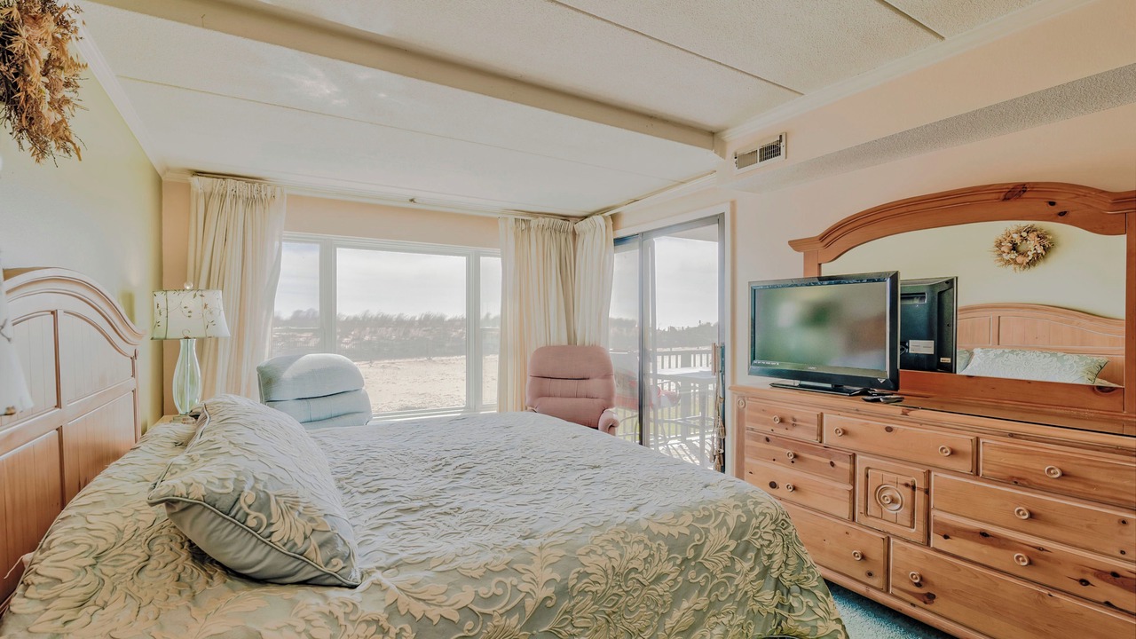 Photo of Bedroom in North Ocean City