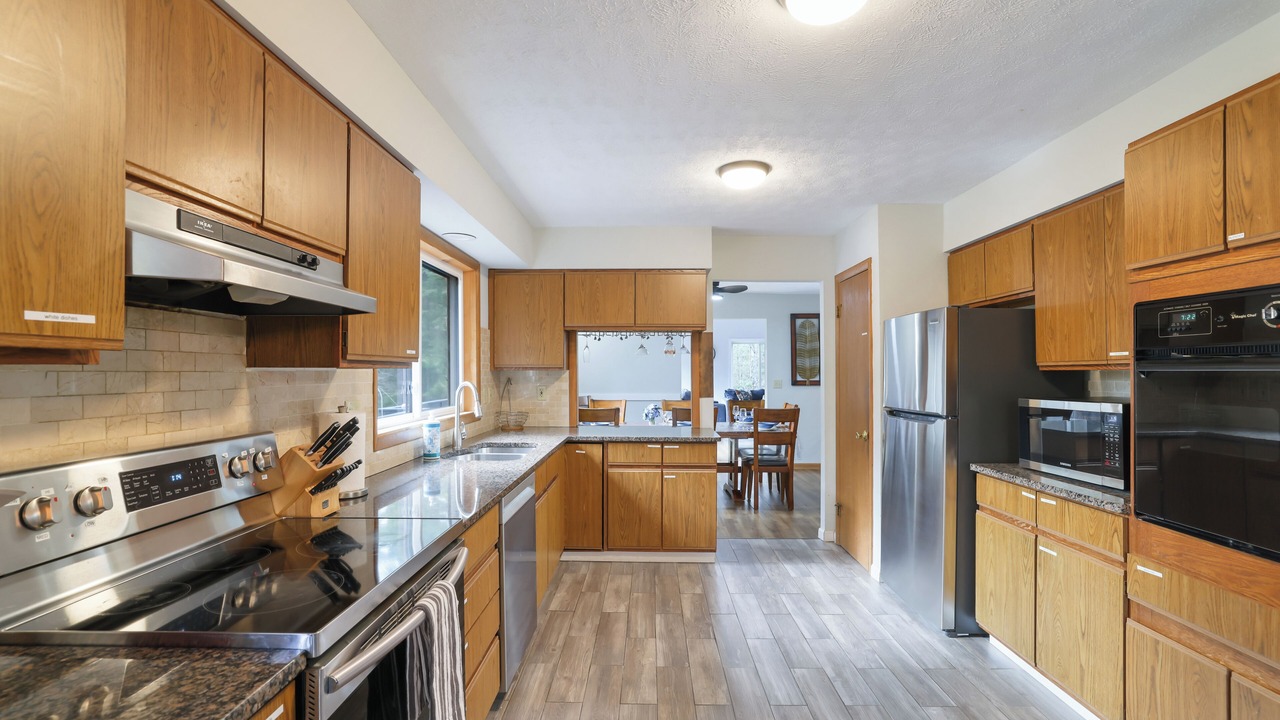 Photo of Kitchen in Long Pond