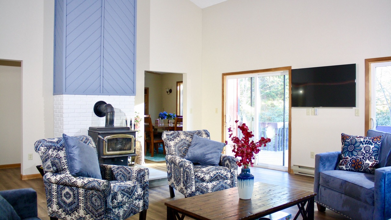 Photo of Livingroom in Long Pond
