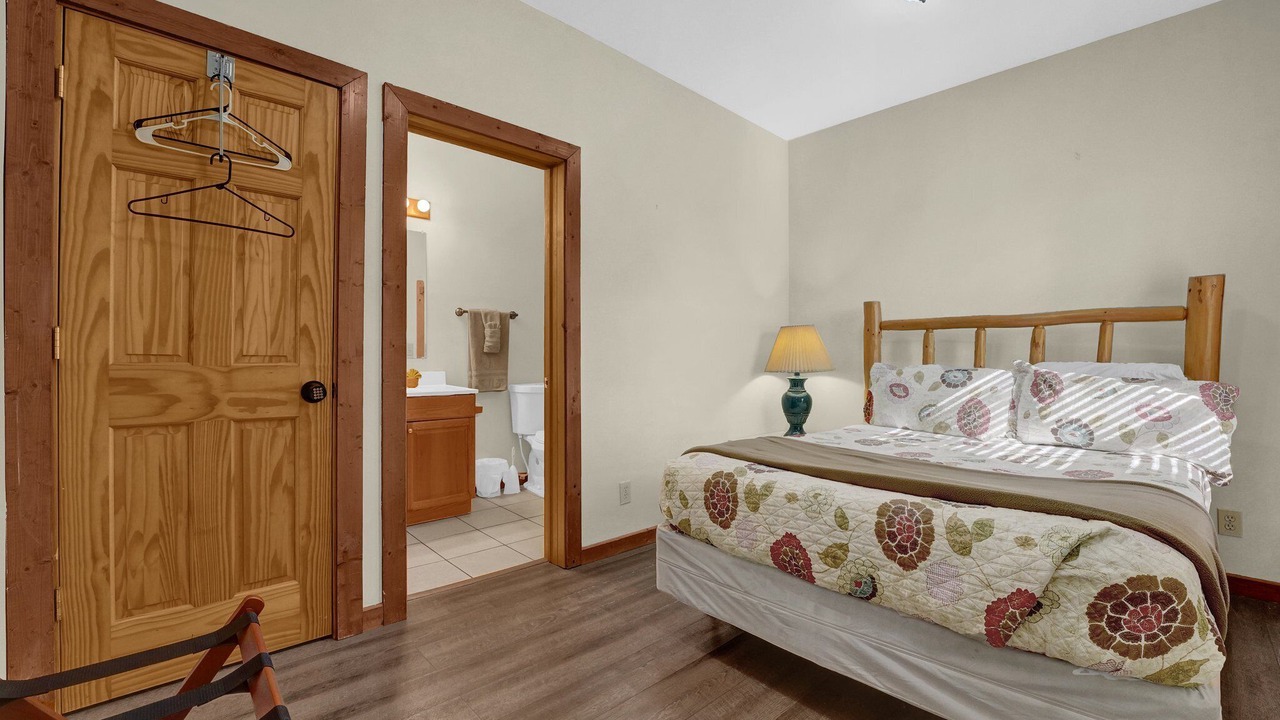 Photo of Bedroom in Rockbridge
