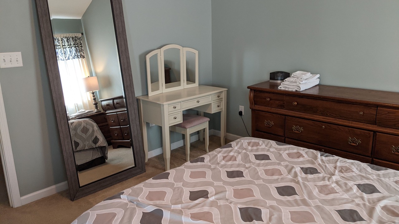 Photo of Bedroom in Bellefonte