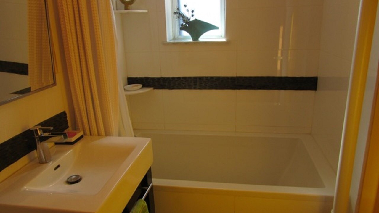 Photo of Bathroom in West New York