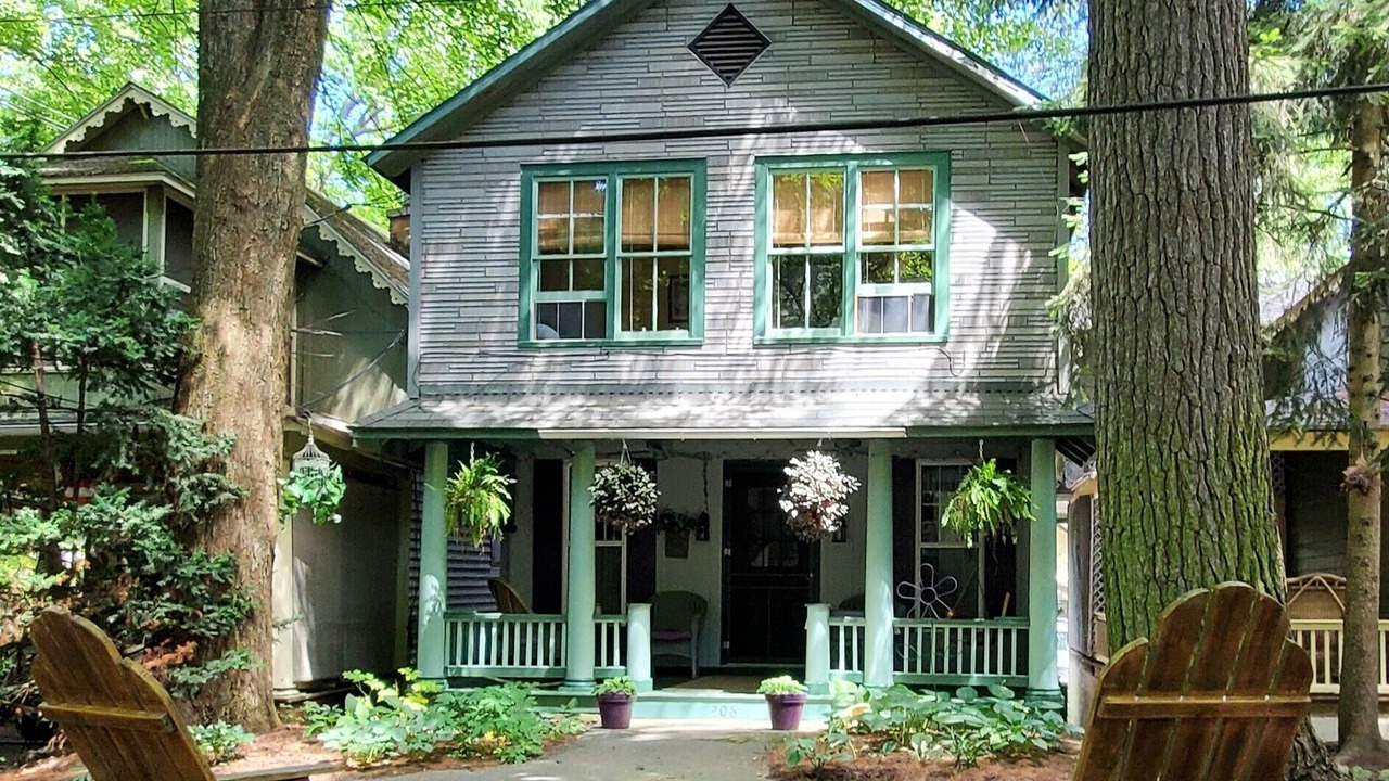 Photo of Others in Mount Gretna Heights