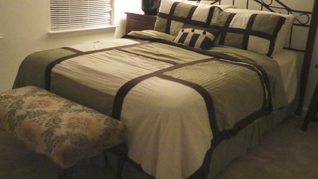 Photo of Bedroom in Clinton