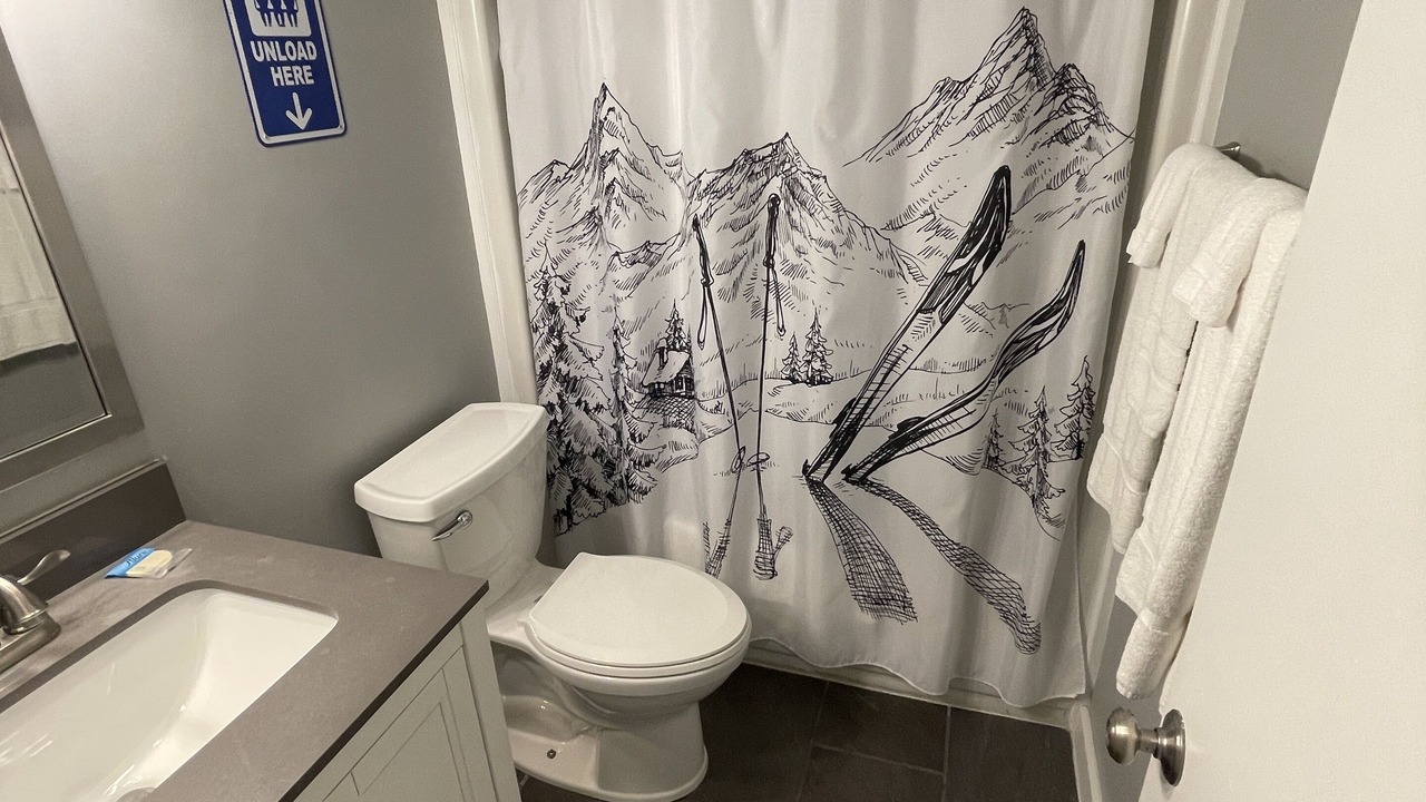 Photo of Bathroom in Snowshoe
