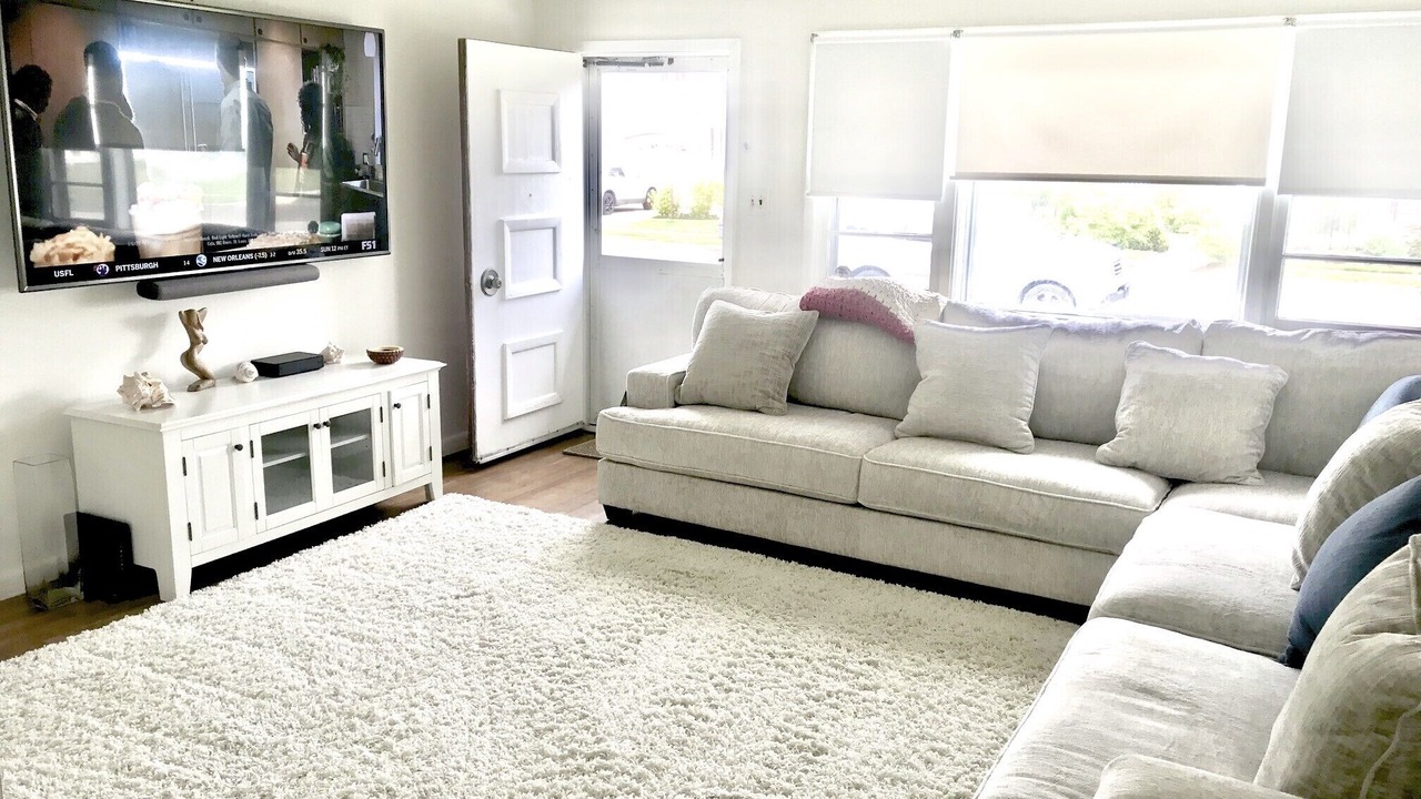 Photo of Livingroom in A-Zone
