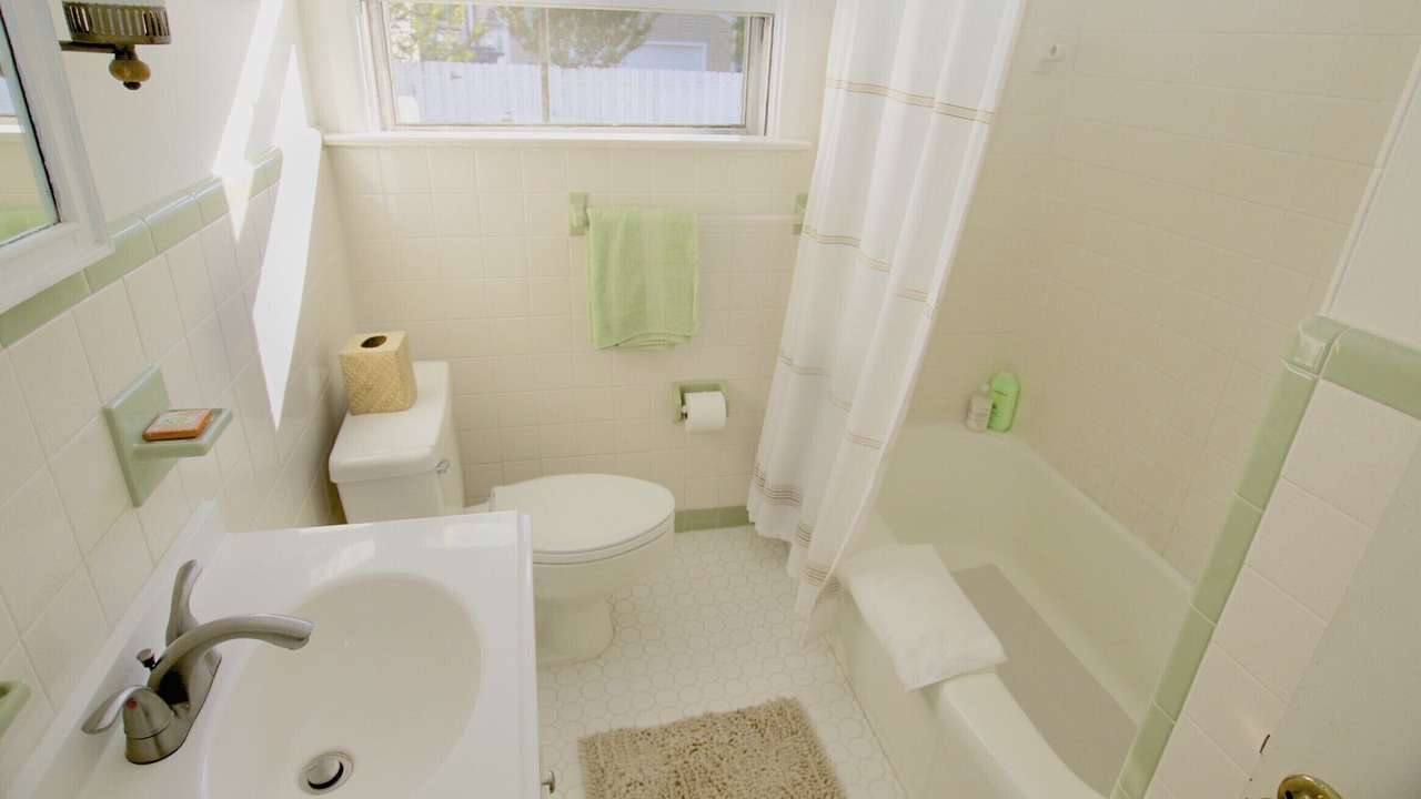Photo of Bathroom in A-Zone