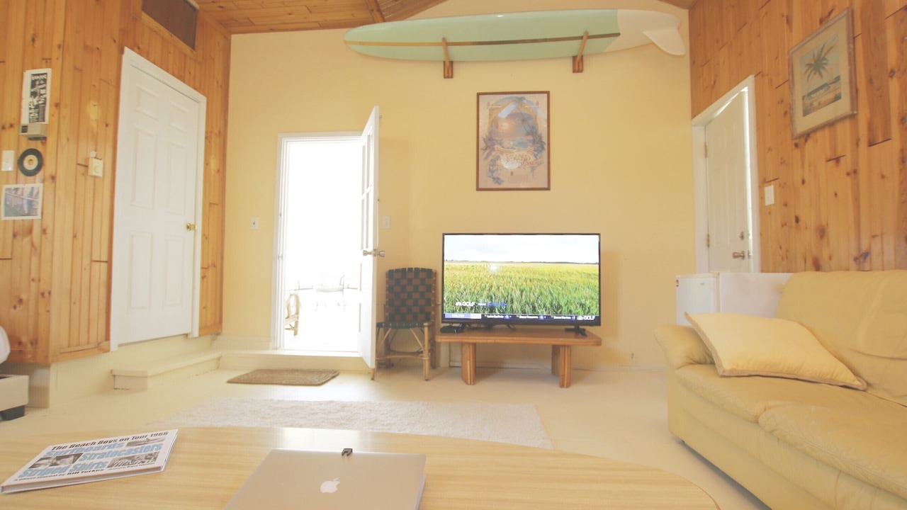 Photo of Livingroom in A-Zone