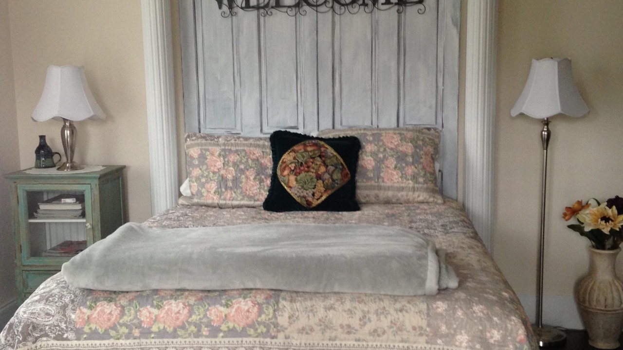 Photo of Bedroom in Confluence